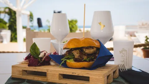White Ostuni Beach Club in オストゥーニ