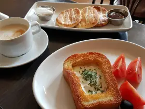 Cafe Magiya