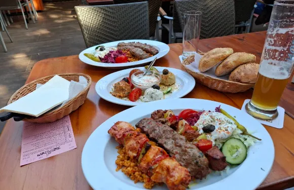 Cafe Trotzdem