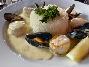 Le Grand Cafe