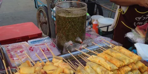 Chao Phrom Market