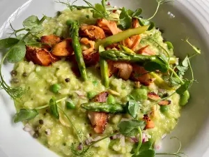 The Laroch Restaurant and Bar