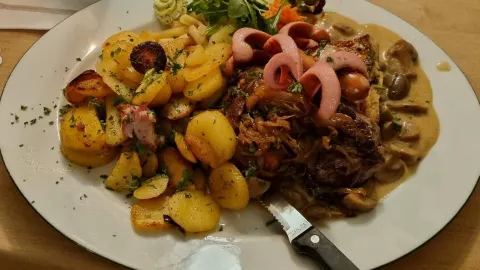 Roter Hirsch in 圖林根州