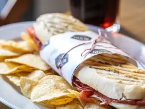 Almacen Del Plata Deli-Gourmet