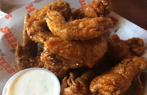 Hooters