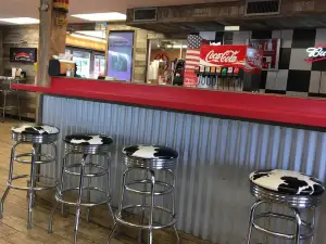Ray’s Drive In