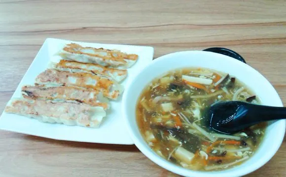 八方雲集鍋貼水餃專賣店基隆義二店