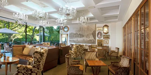 The Garden Lounge & Patio