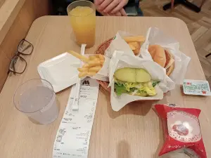 MOS BURGER Chitose Salmon Park Shop