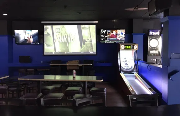 Admiral Pub