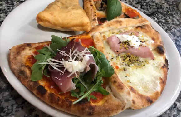 La Bussola Pizzeria Paninoteca