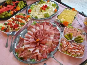 Café Und Brotparadies Am Schlosspark