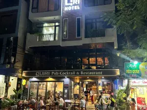 Quiri Pub Cocktail & Restaurant