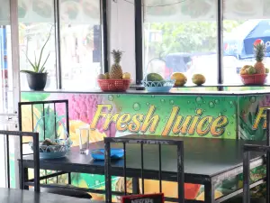 Fresh Food Restaurant