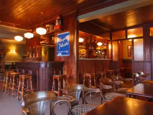 Giltraps Pub Kinnitty