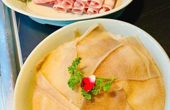 健晟星期天火鍋(海林店)