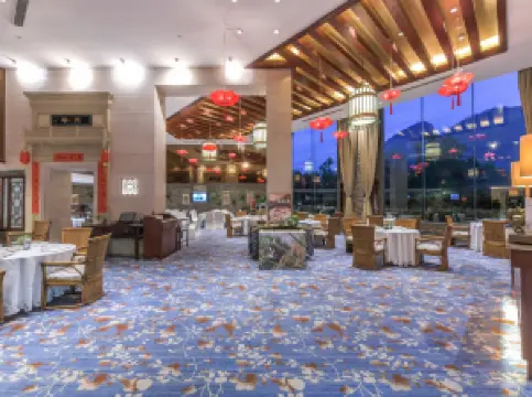 Huayuanzhong Restaurant