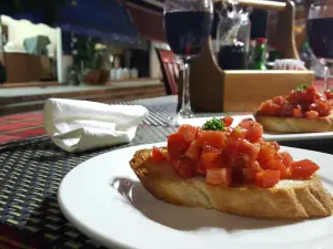 La Luna italian restaurant & accommodation