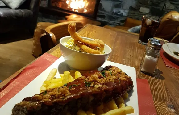 Rude Chalets & The Rude Lodge