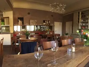 Cafe Alte Lowenapotheke