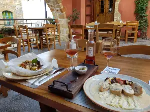 Avli in Malia