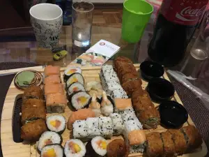 Maki Sushi Bar