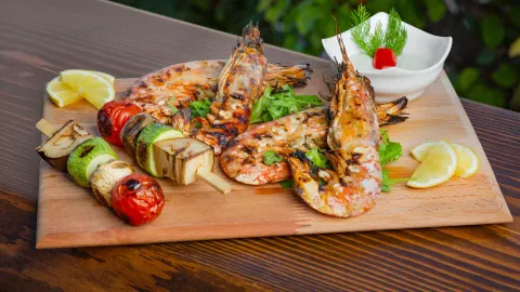 Navagos Beach Bar in Samos
