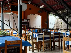 Mariscos Tritón