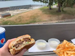 Lakeview Drive In