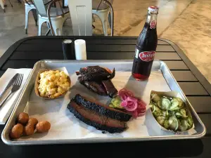 Smokehouse at Steve's