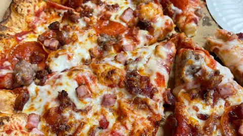 Slice Pizzeria in Warren County