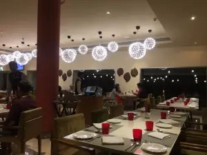 Citrine Restaurant - Gateway Nashik