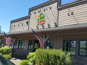 Wickiup Station Sports Pub