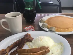 Past Time Cafe