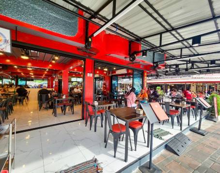 J Daeng Seafood