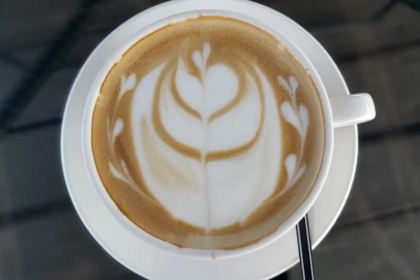 10,000 Roses Cafe & More