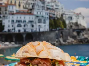 Masaniello Art Café