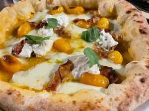 Âgée - Comfort Food Concept