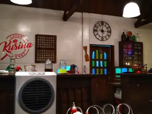 Kusina Lutong Bahay