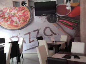Piccoletto - caffe Pizzeria