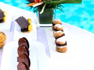 Oasis Pool Bar