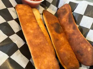 Mountain Pizza & Taproom
