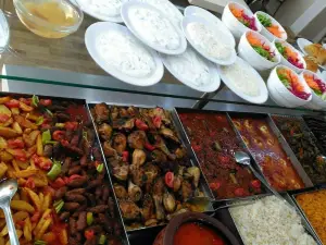 Doy-Cik Yemek Salonu