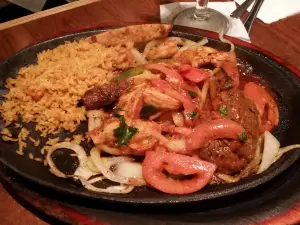 Los Cucos Mexican Cafe