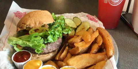 Fuddruckers