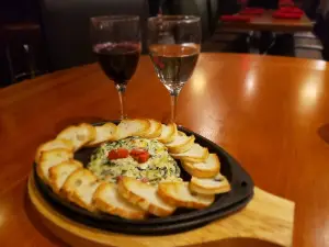 Marioochi's Pizzeria
