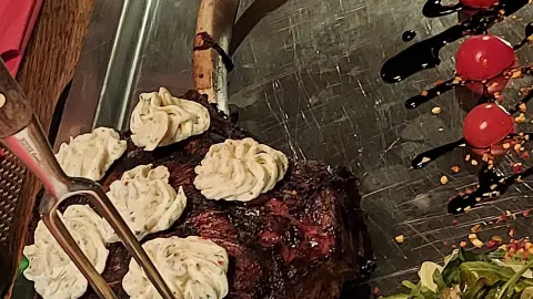Restaurant Madatschen in 세르파우스