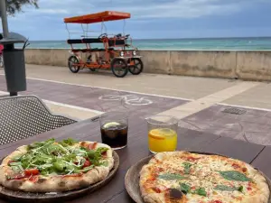 Due Pizzeria Cafeteria