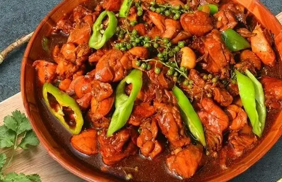 鮮花椒炒雞(市府東一街店)