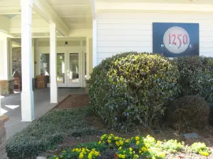 1250 Heritage Restaurant